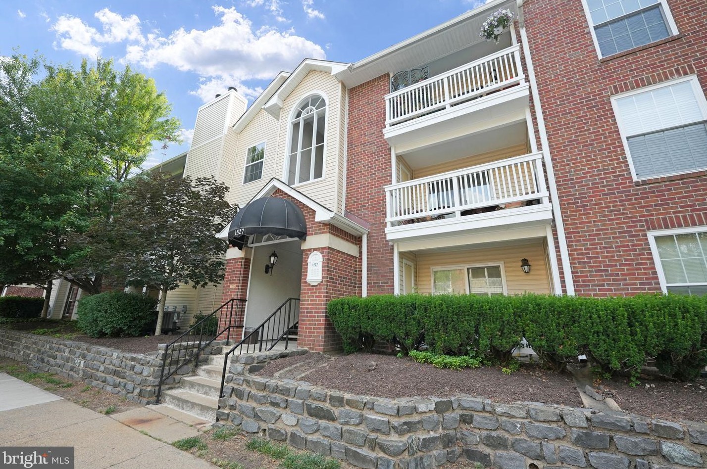 1527 Lincoln Way #201b, Mc Lean, VA 22102
