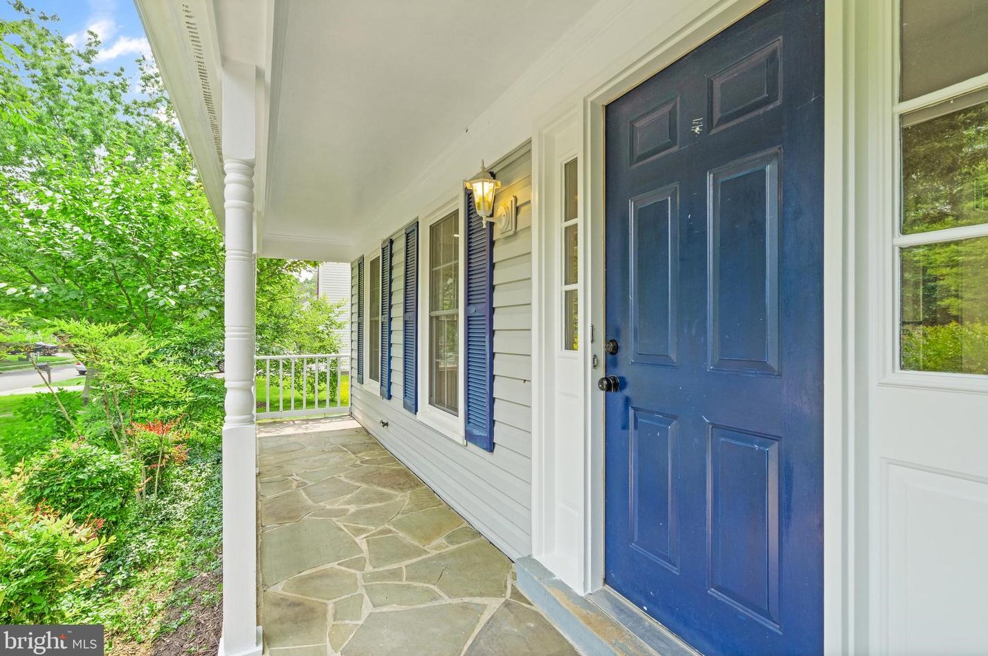 6456 Woodmere Pl, Centreville, VA 20120-3931