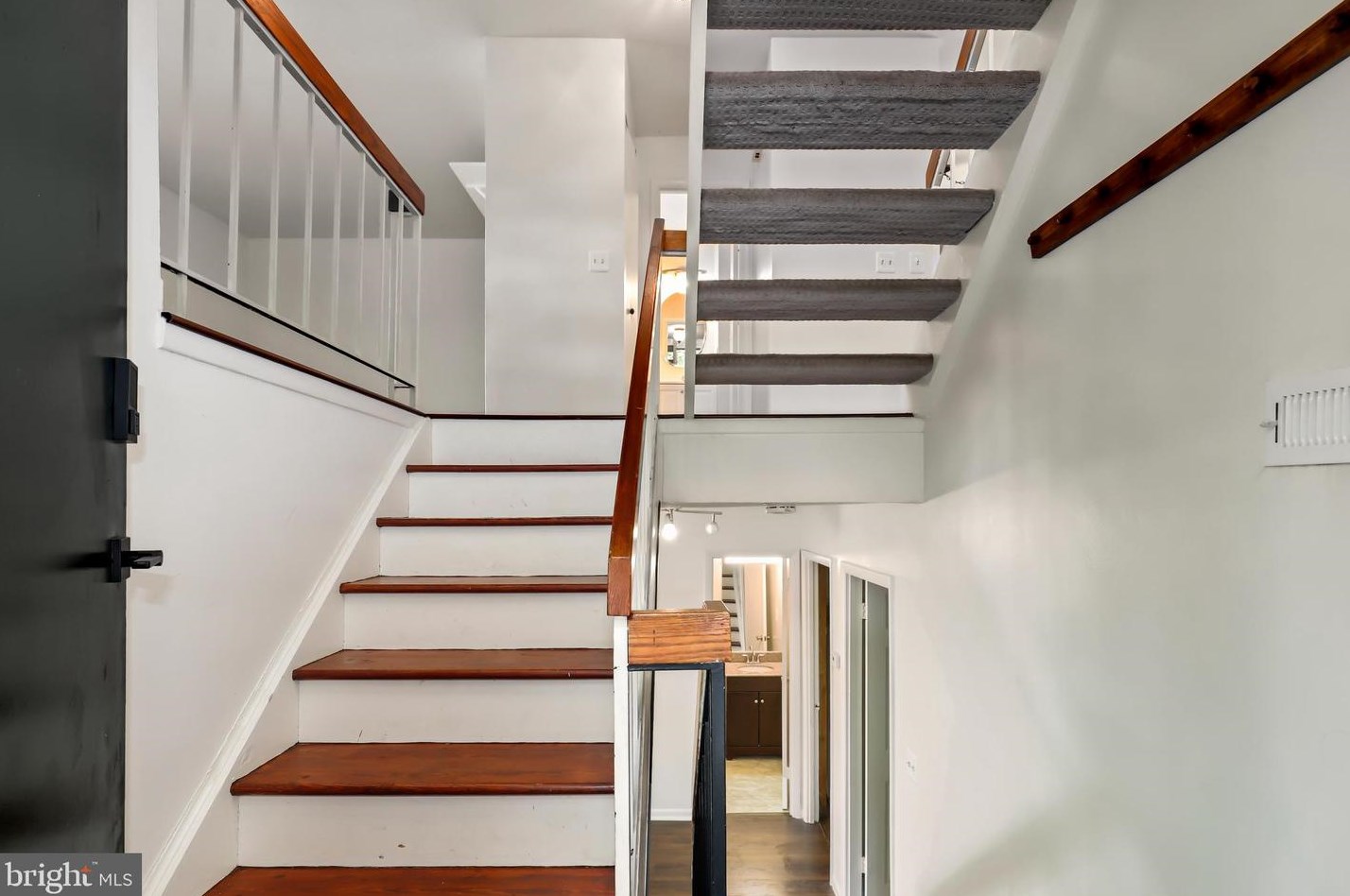 11955 Barrel Cooper Ct, Herndon, VA 20191