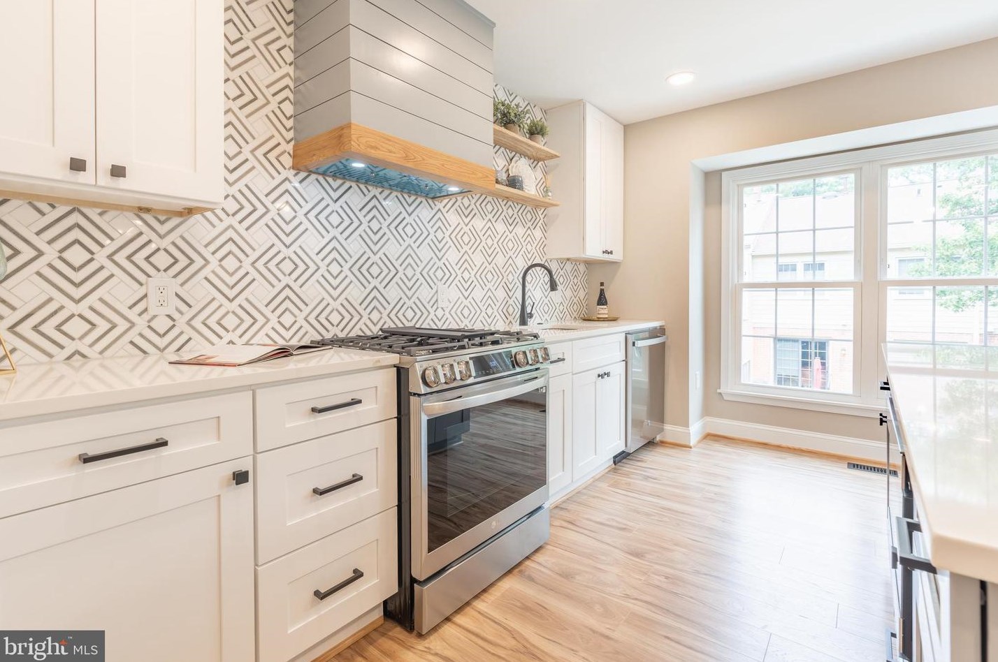 4717 Gainsborough Dr, Fairfax VA 22032-2379 exterior