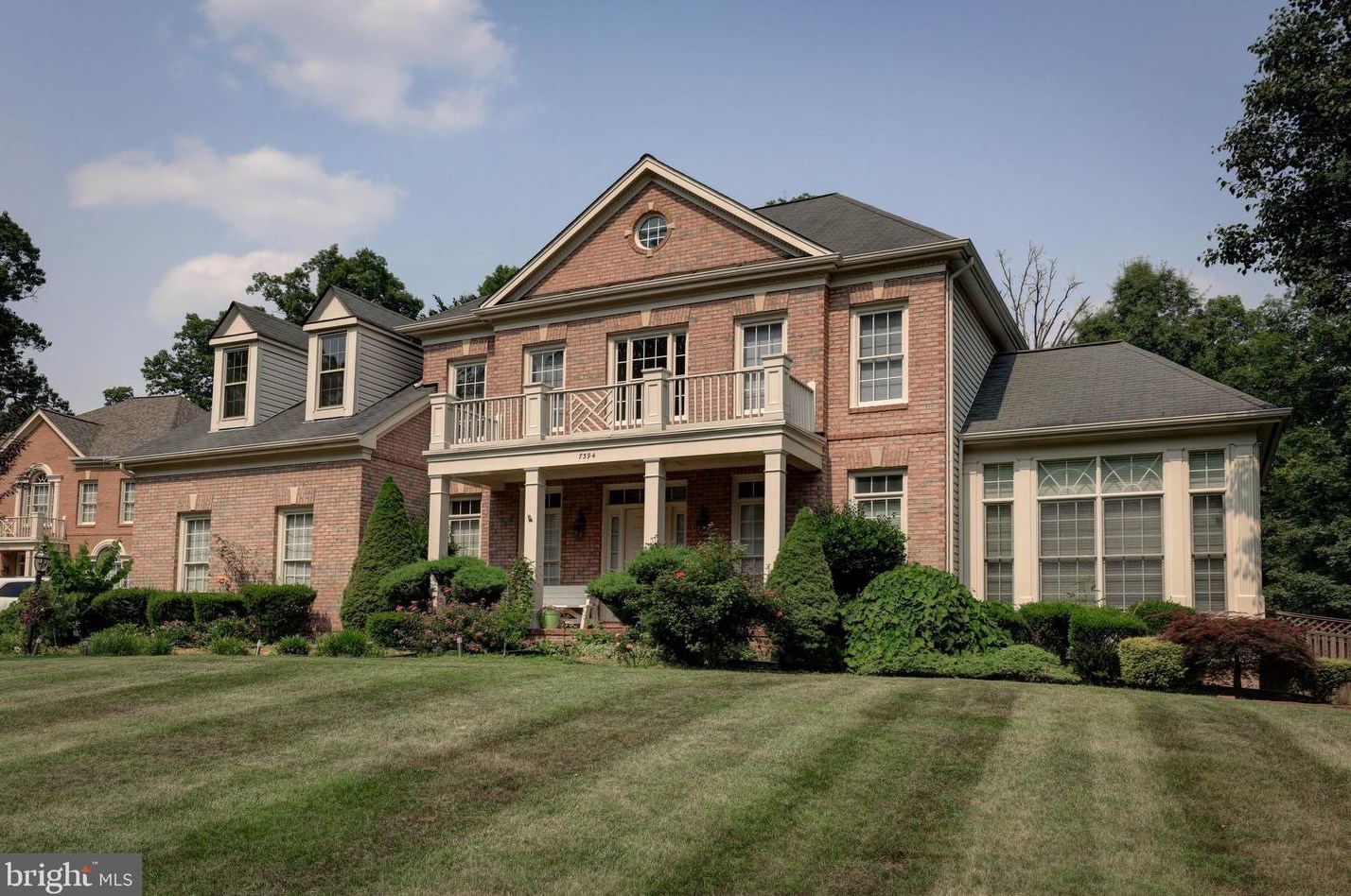 7394 Spring Summit Rd, Springfield, VA 22150