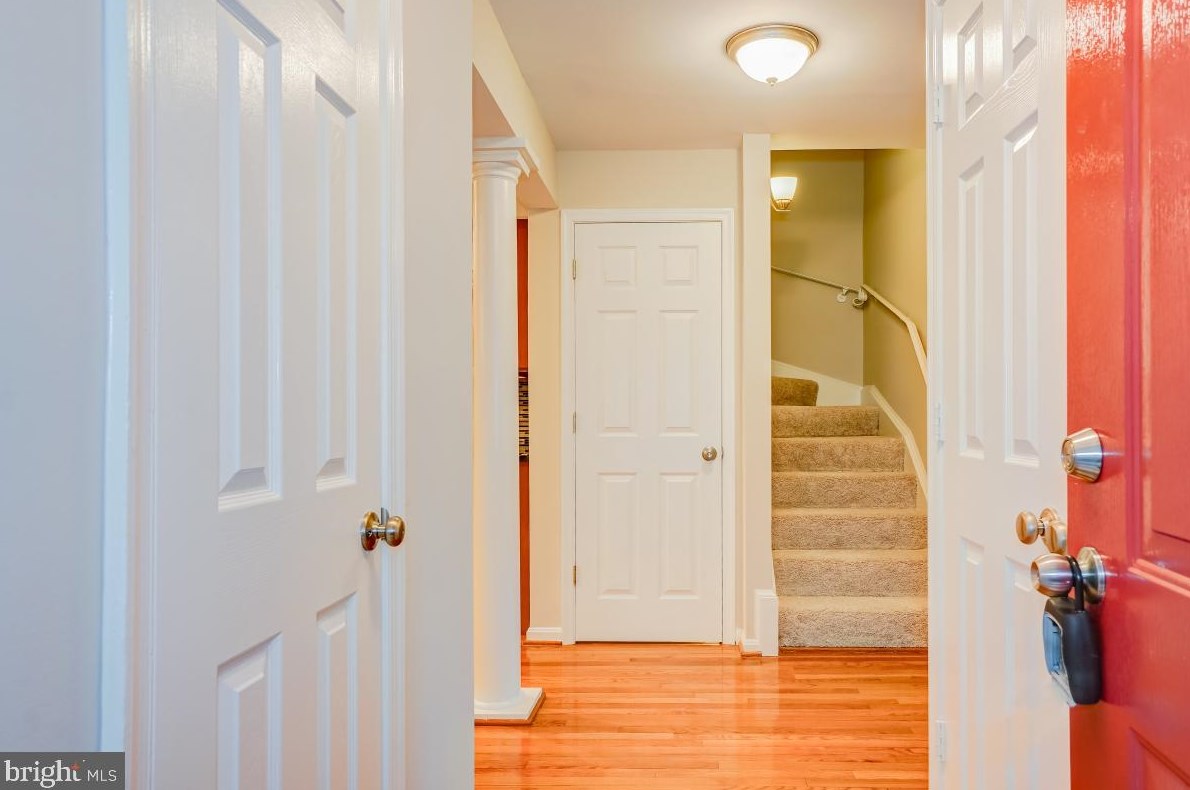4548 Maxfield Dr, Annandale, VA 22003