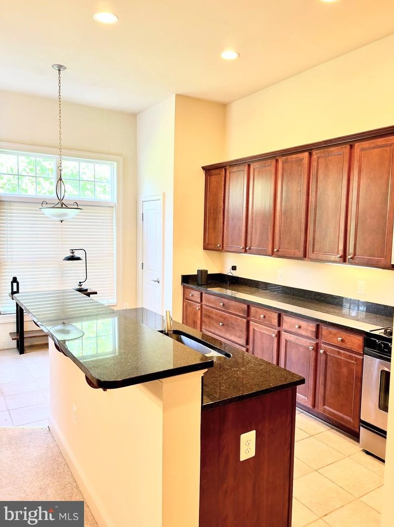 5981 Meadow Brook Dr, Springfield, VA 22015