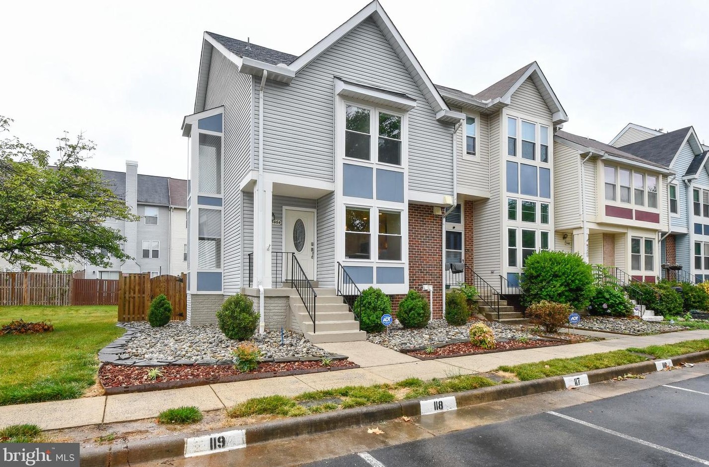 5464 Stavendish St, Springfield, VA 22015