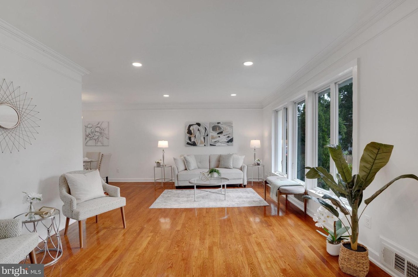 4303 San Juan Dr, Fairfax, VA 22030-5350