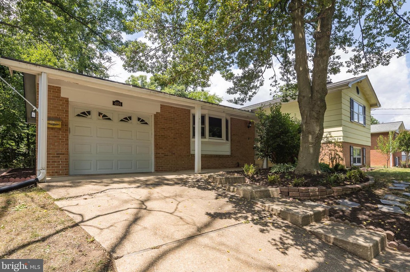 4824 Dodson Dr, Annandale, VA 22003