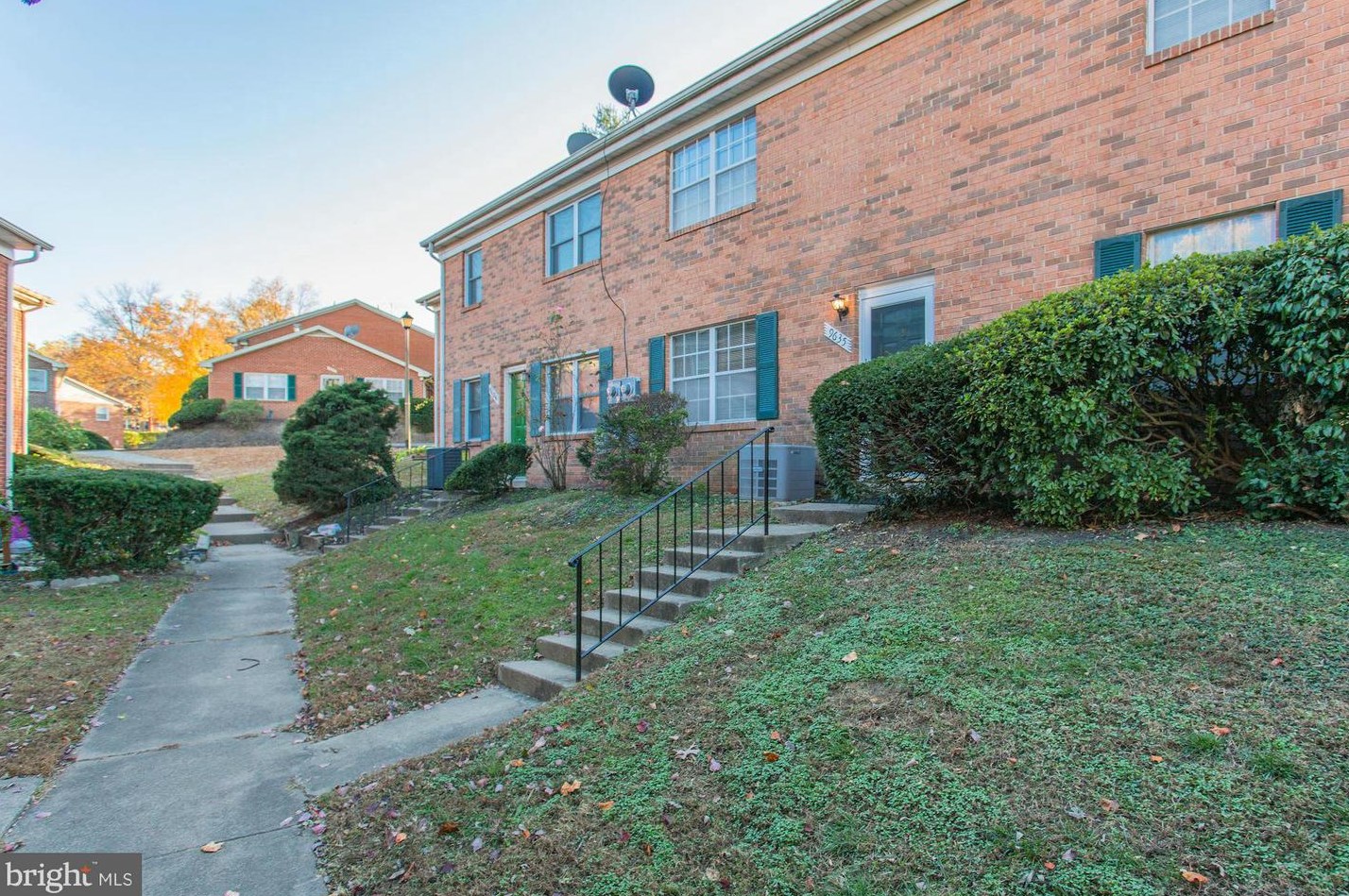 9635 Hagel Cir #d, Lorton, VA 22079