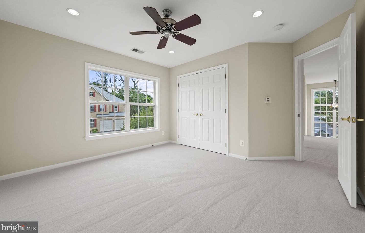 7887 Galesburg Pl, Vienna VA 22027-1030 exterior