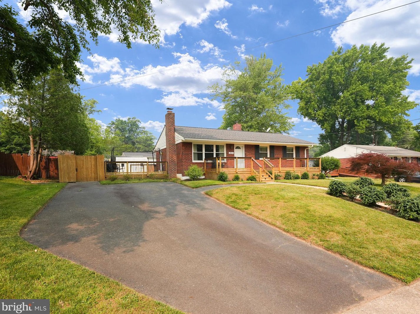 8826 Jandell Rd, Lorton, VA 22079
