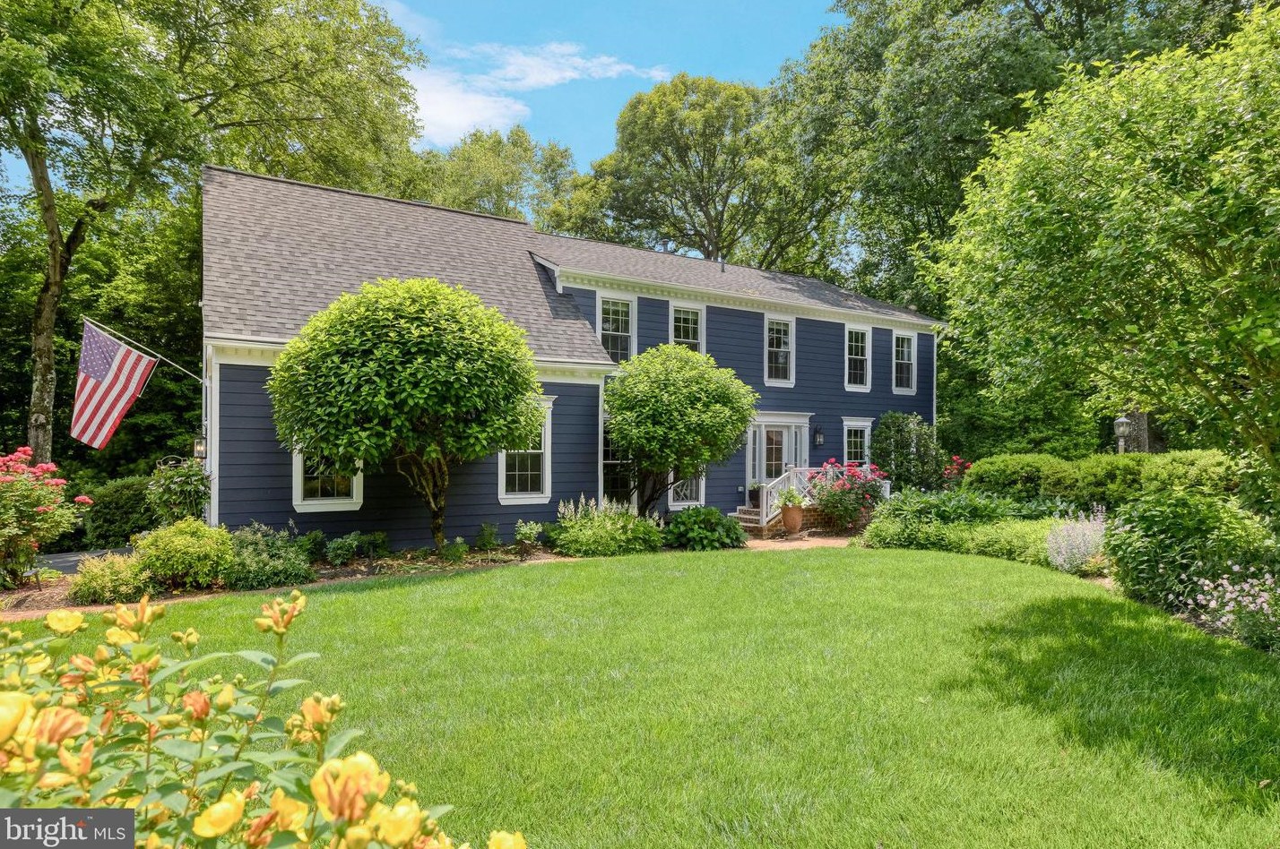 10315 Yellow Pine Dr, Vienna, VA 22182