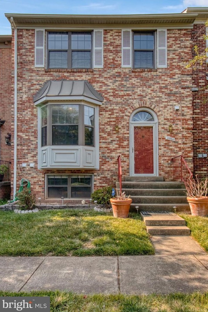 3964 Rosebay Ct, Fairfax, VA 22033