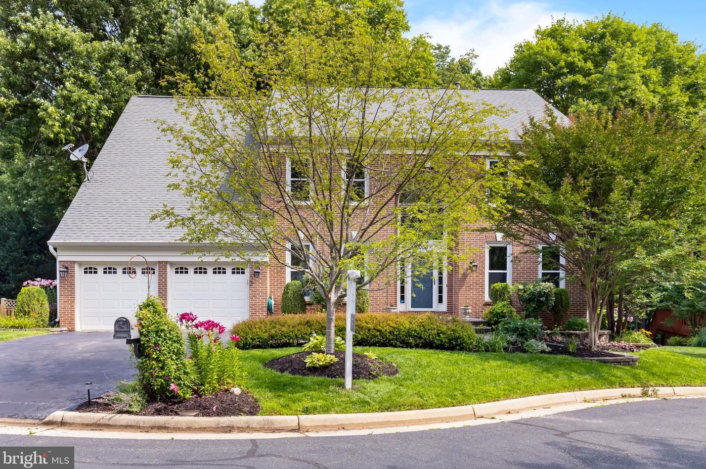 8006 Middlewood Pl, Springfield, VA 22153