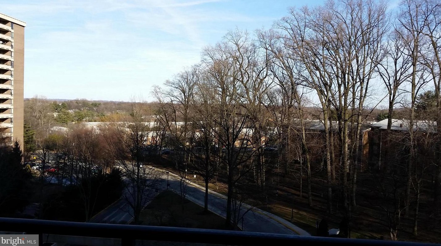 1808 Old Meadow Rd Apt 709, Mc Lean, VA 22102