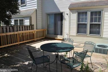 5609 Sutherland Ct, Springfield, VA 22015
