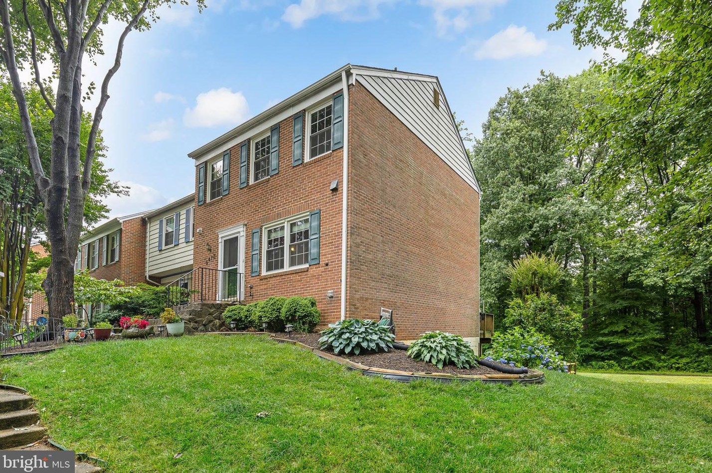 5472 Midship Ct, Springfield, VA 22015
