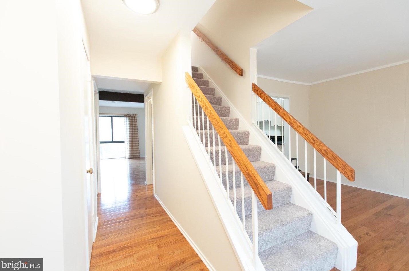 3010 Sugar Ln, Vienna VA  22181-6001 exterior
