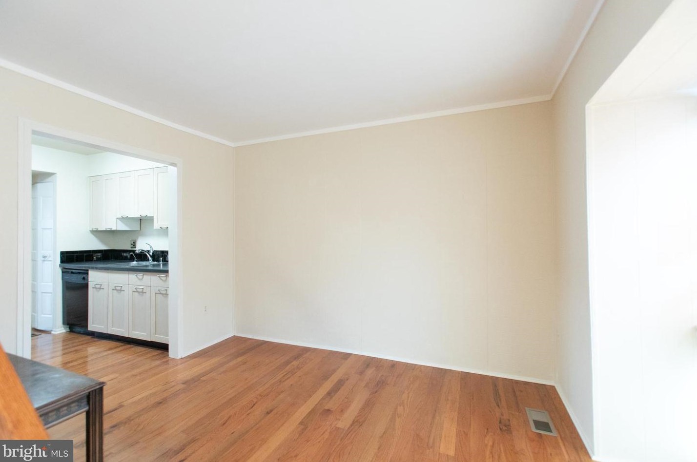 3010 Sugar Ln, Vienna, VA 22181