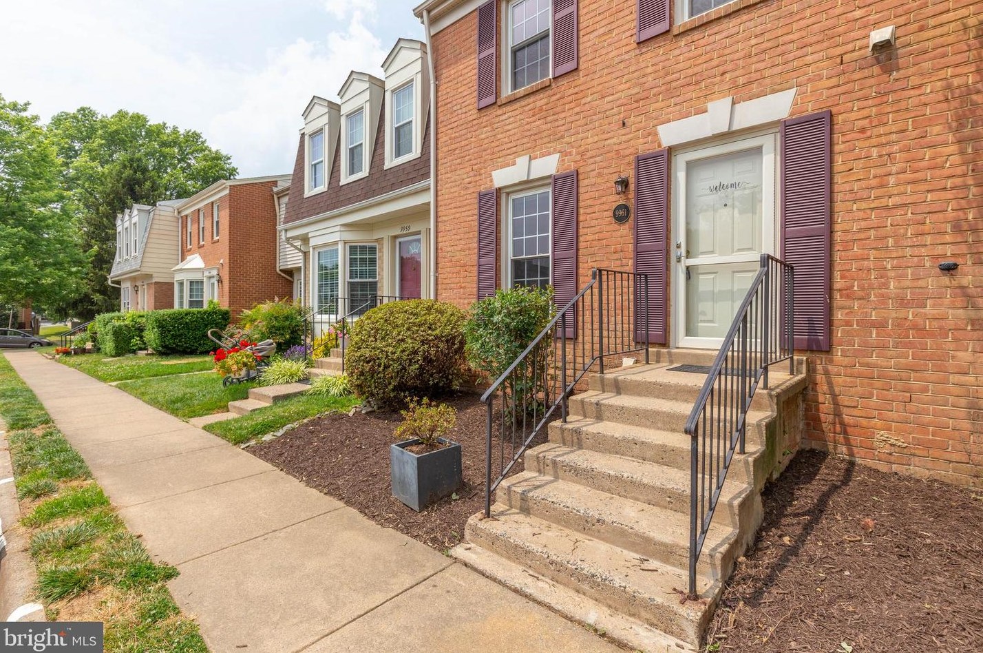 9961 Longford Ct, Vienna, VA 22181