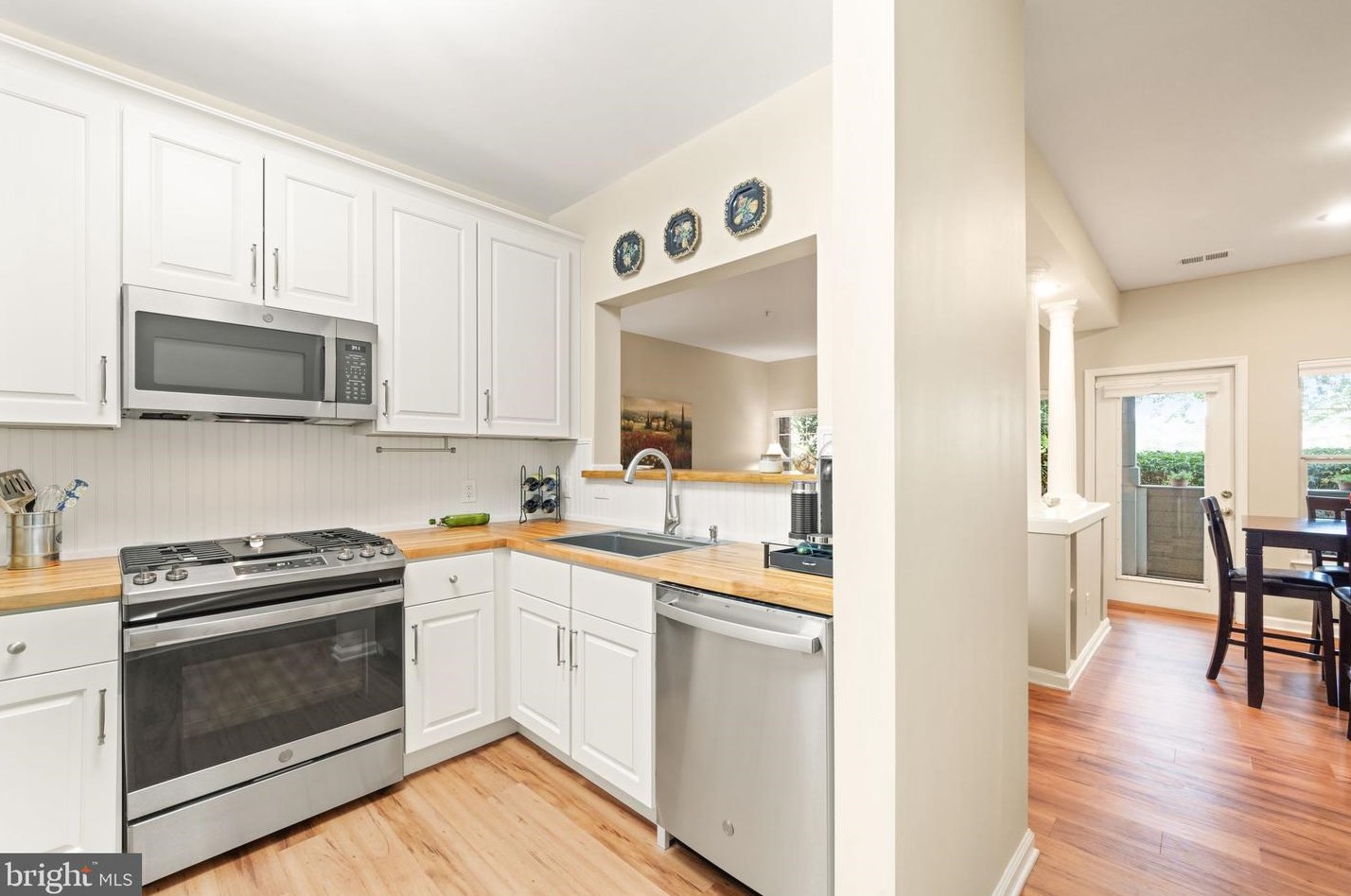 1712 Lake Shore Crest #5, Herndon, VA 20190