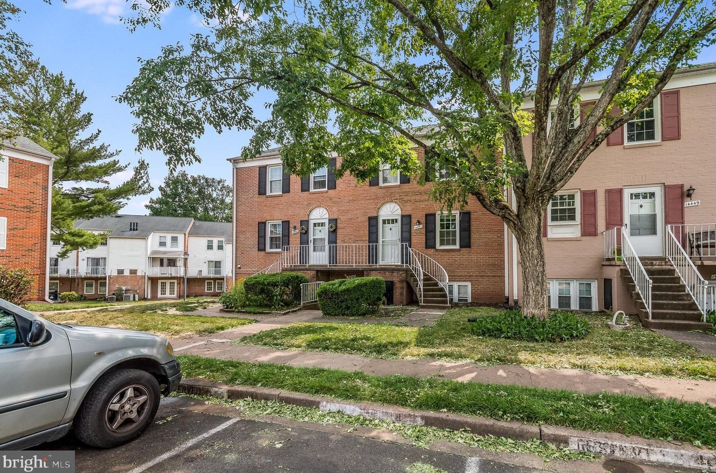 14447 Cool Oak Ln, Centreville, VA 20121