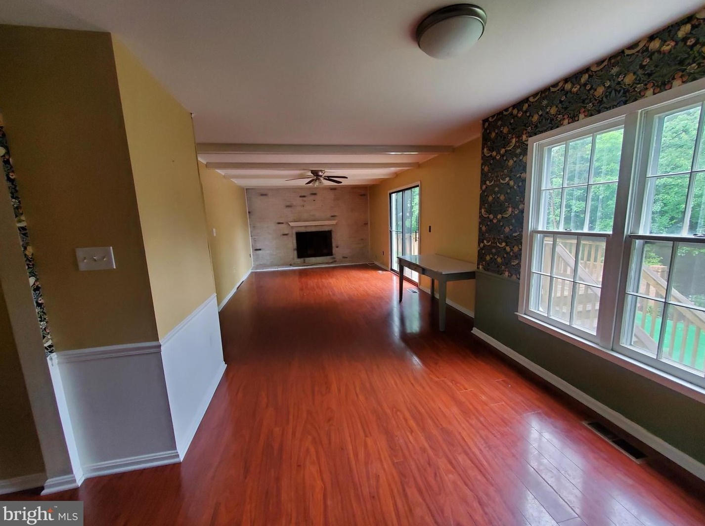 206 Apple Blossom Ct, Vienna, VA 22181