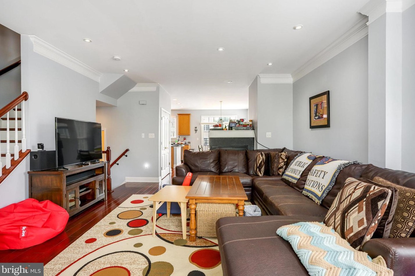 4593 Derring Ln, Fairfax, VA 22030