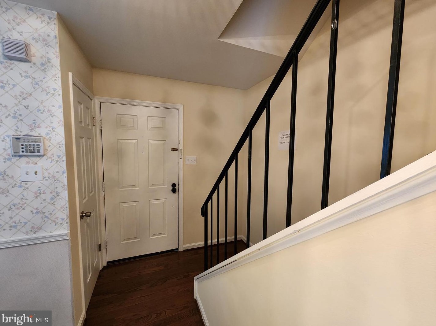 10256 Fern Pool Ct, Springfield, VA 22015