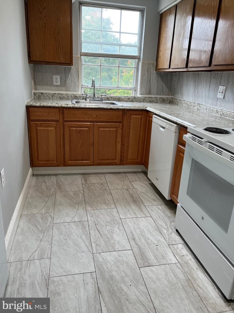2909 Willston Pl #202, Falls Church, VA 22044