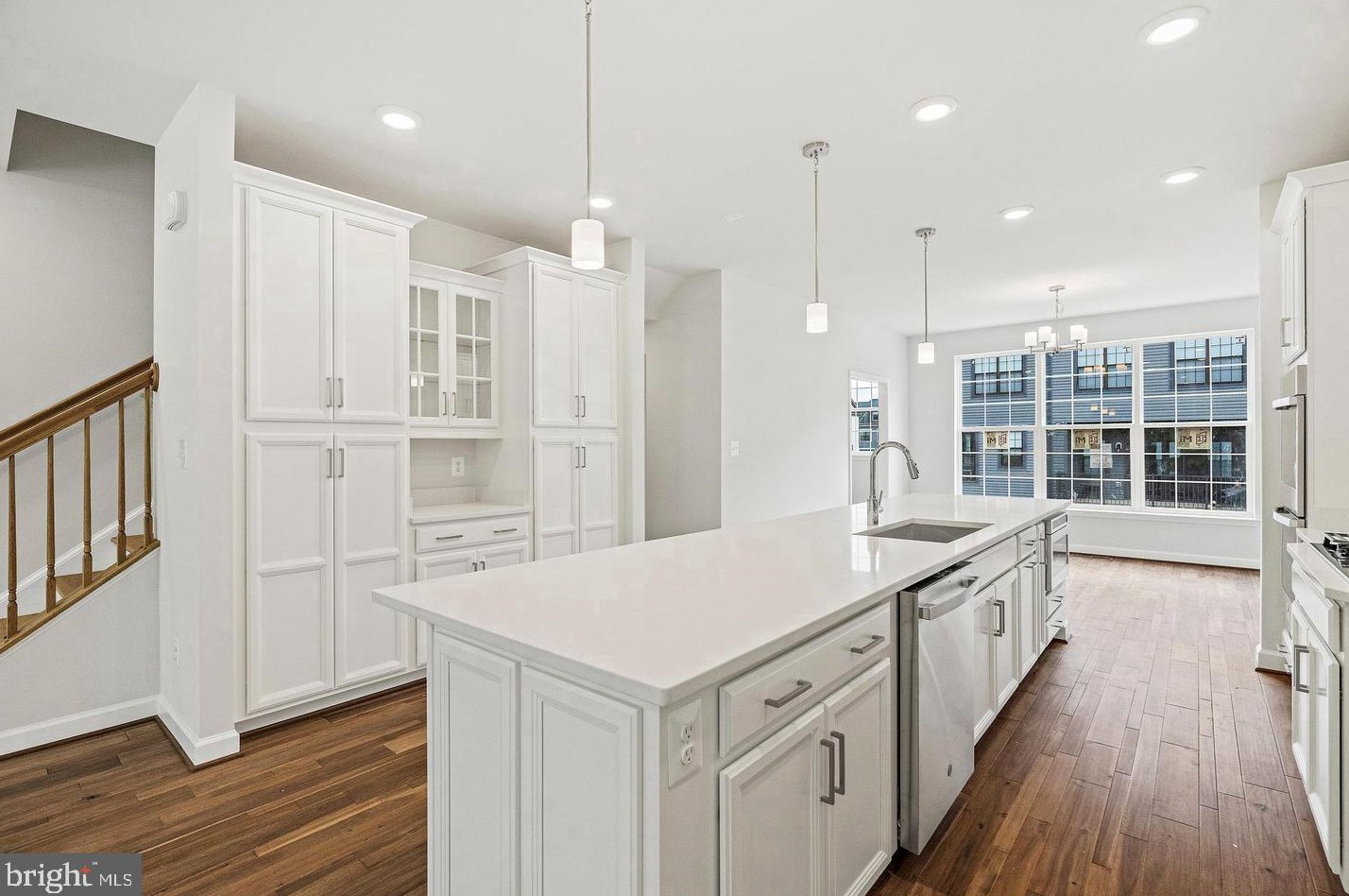 4396 Fair Lakes Ct, Fairfax, VA 22033