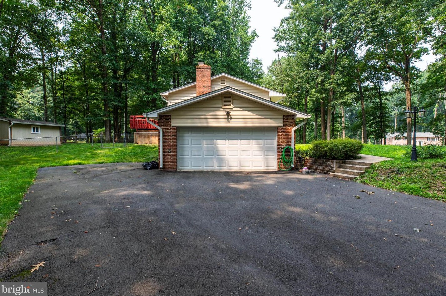 12413 Ramrod Ct, Fairfax, VA 22030-6518