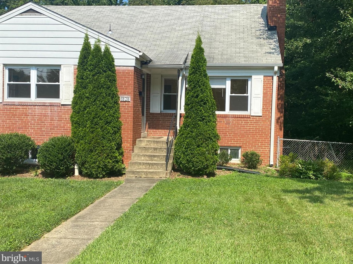 1828 Youngblood St, Mc Lean, VA 22101