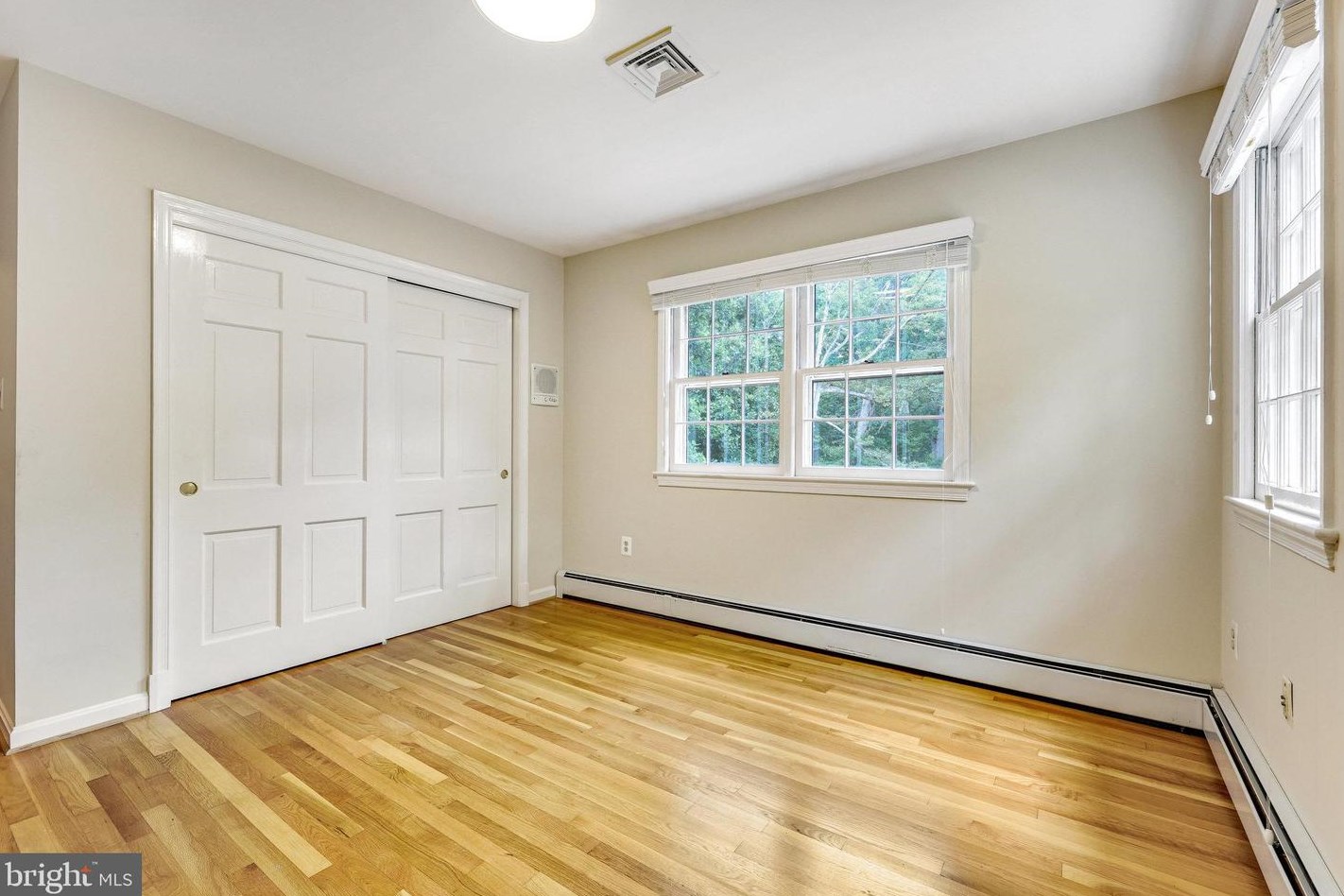 10116 Westford Dr, Vienna VA  22182-1532 exterior