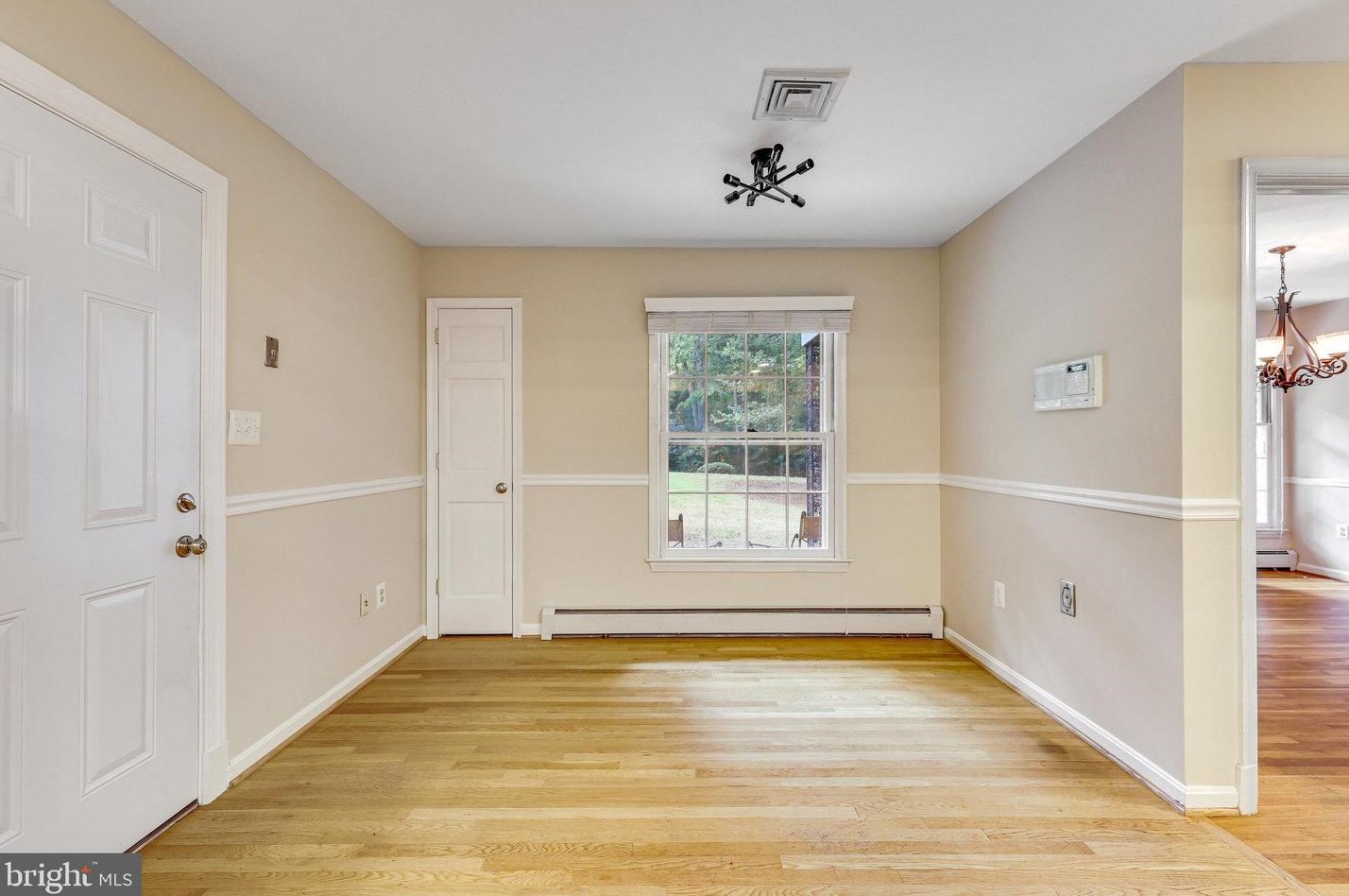 10116 Westford Dr, Vienna VA  22182-1532 exterior