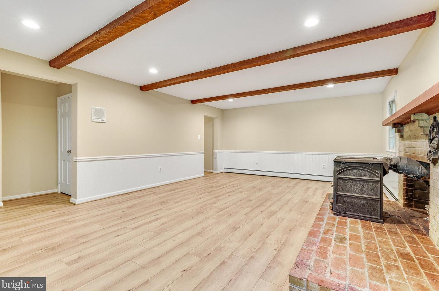 10116 Westford Dr, Vienna VA  22182-1532 exterior