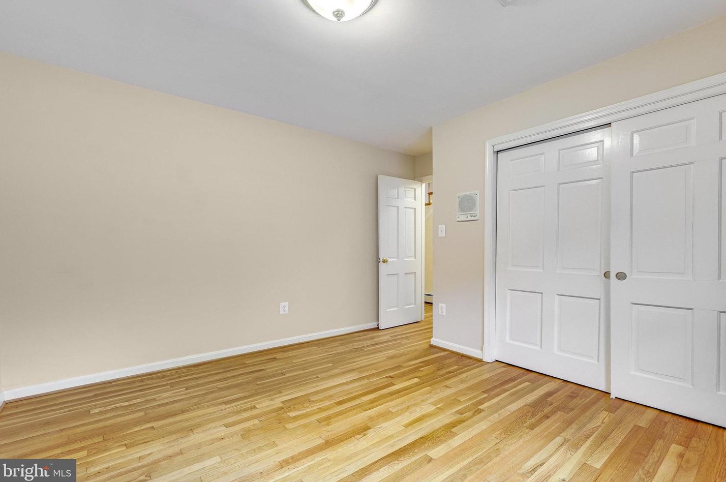 10116 Westford Dr, Vienna VA  22182-1532 exterior