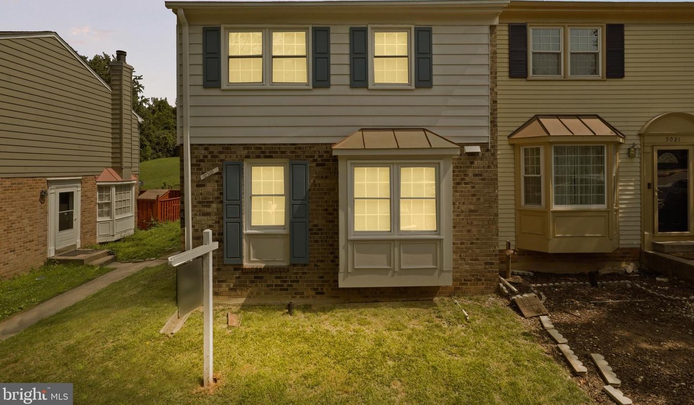 5019 Mcfarland Dr, Fairfax, VA 22032-2528