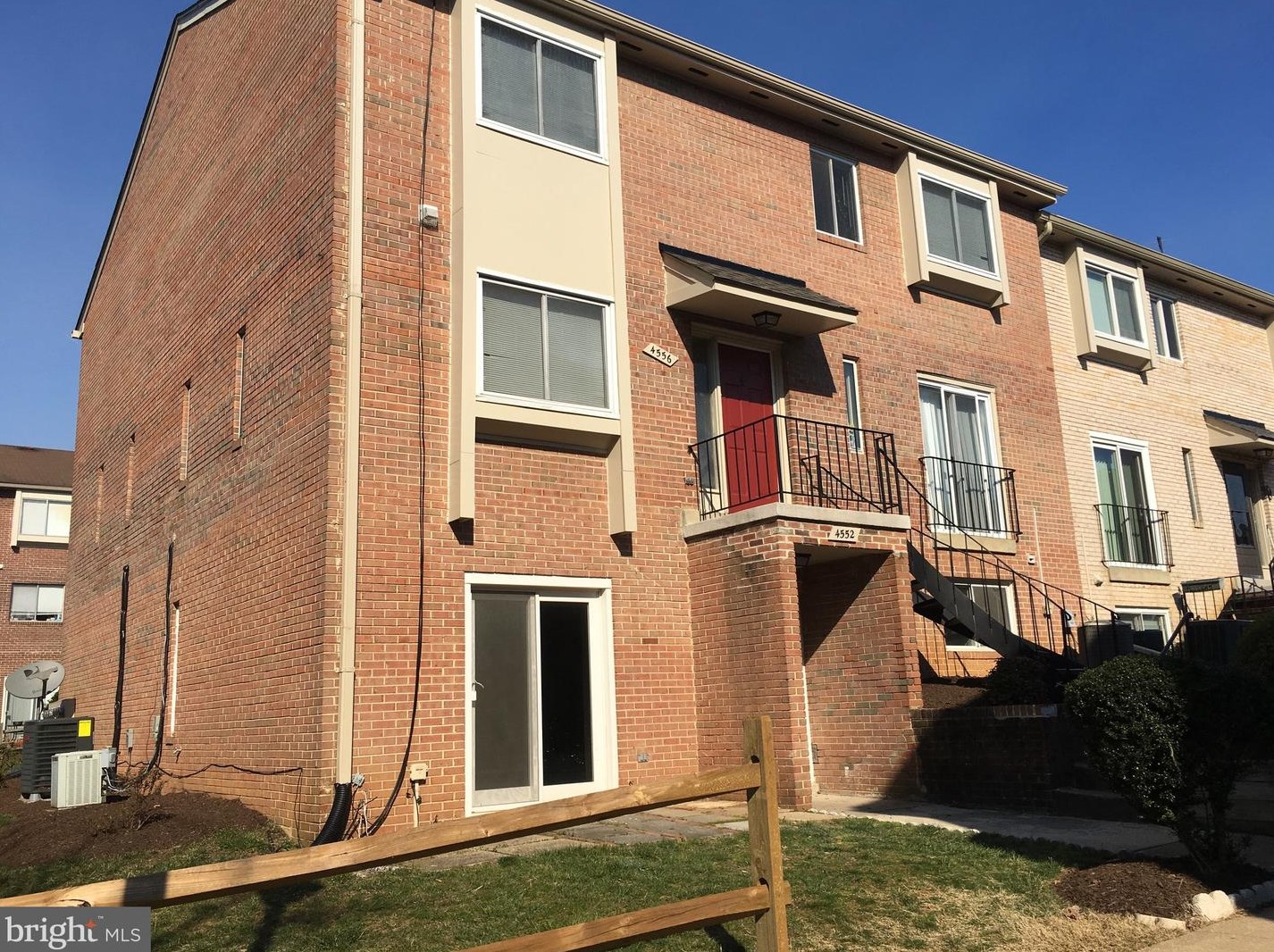 4552 Conwell Dr, Annandale, VA 22003