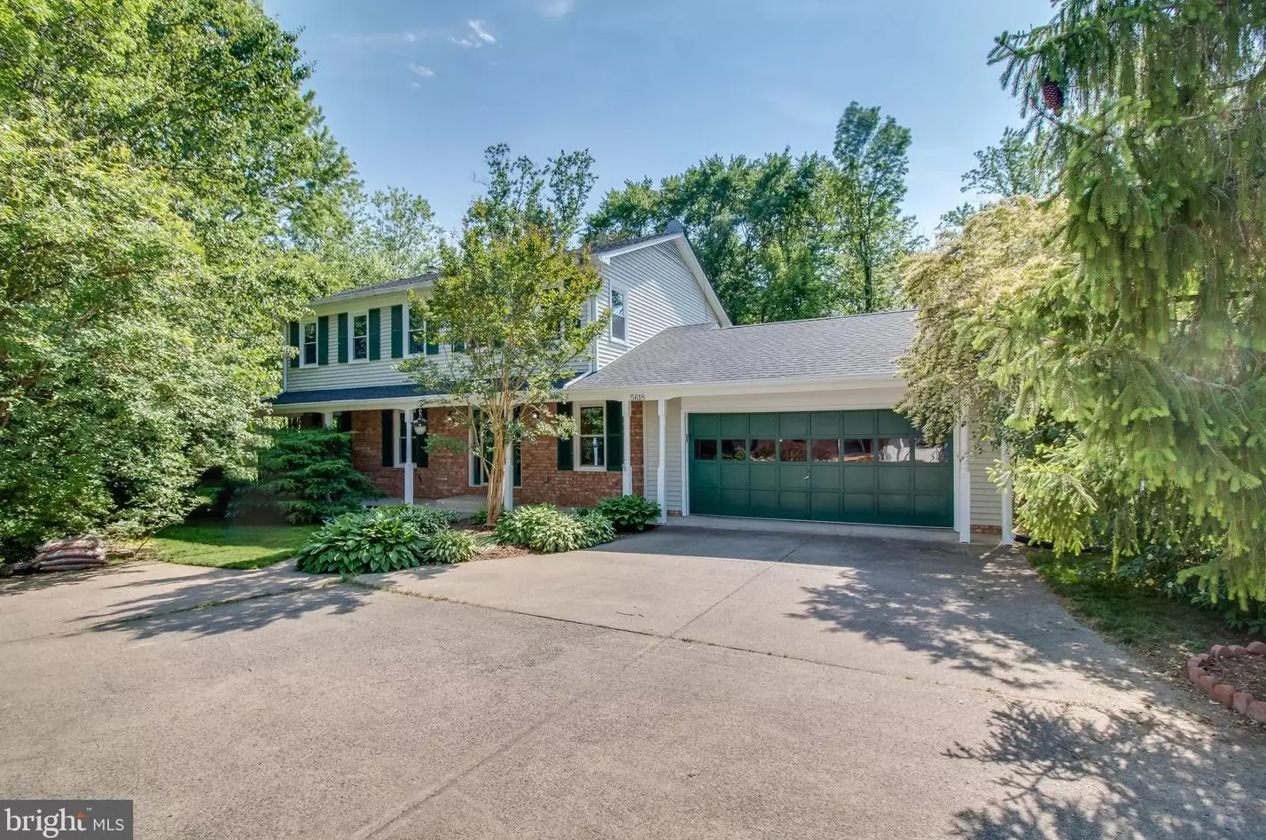 5618 Meridian Hill Pl, Springfield, VA 22015-2196