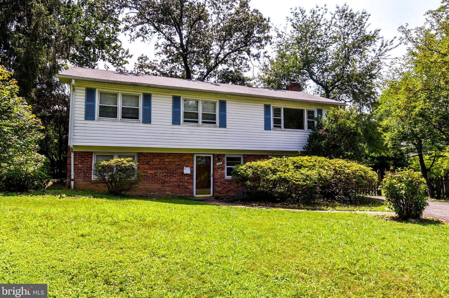 2600 Kirklyn St, Falls Church, VA 22043