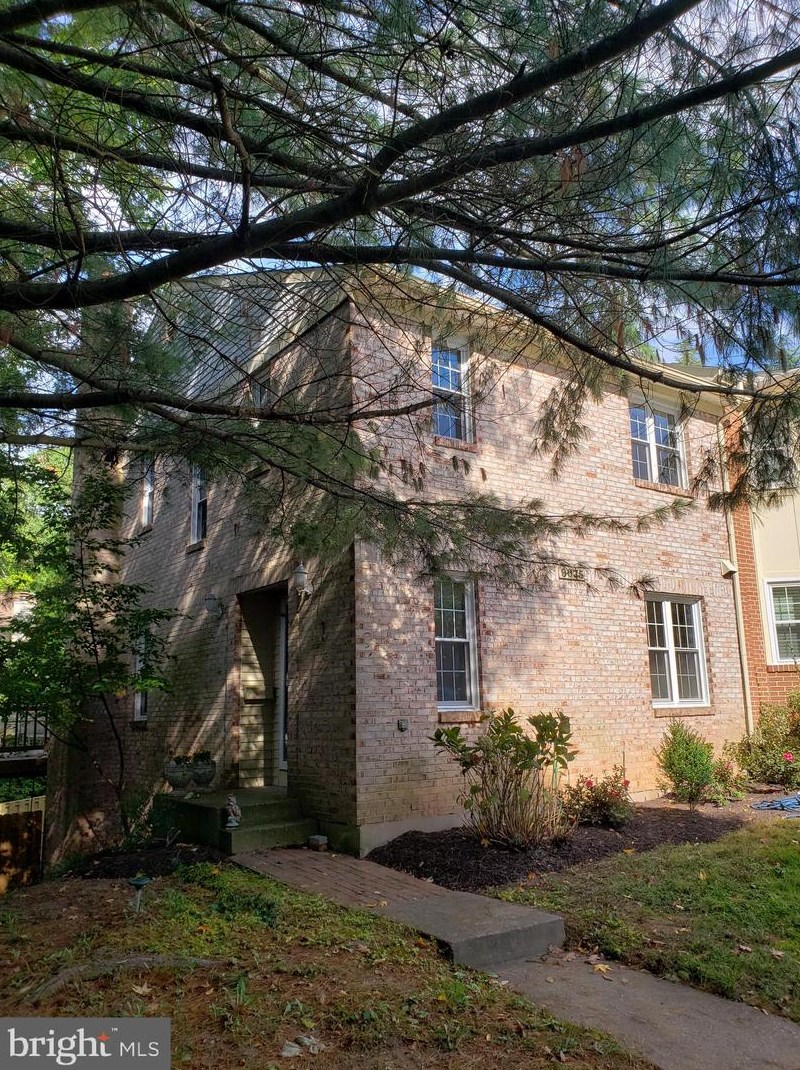 9075 Giltinan Ct, Springfield, VA 22153