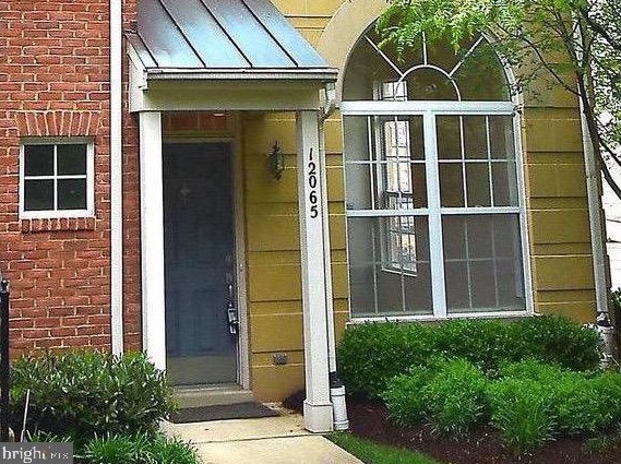 12065 Trumbull Way, Herndon, VA 20190