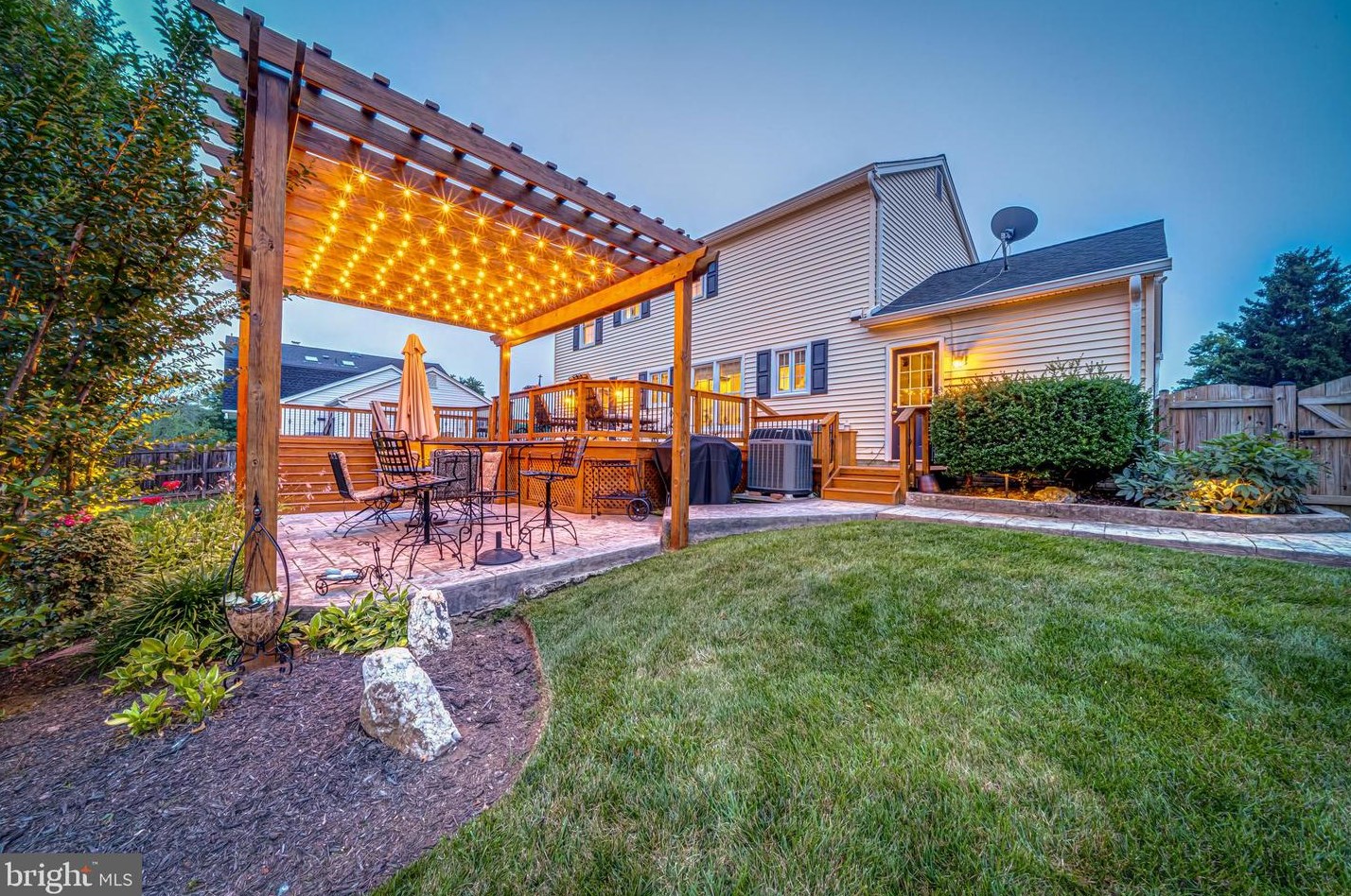 15206 Bannon Hill Ct, Fairfax, VA 20151-1314