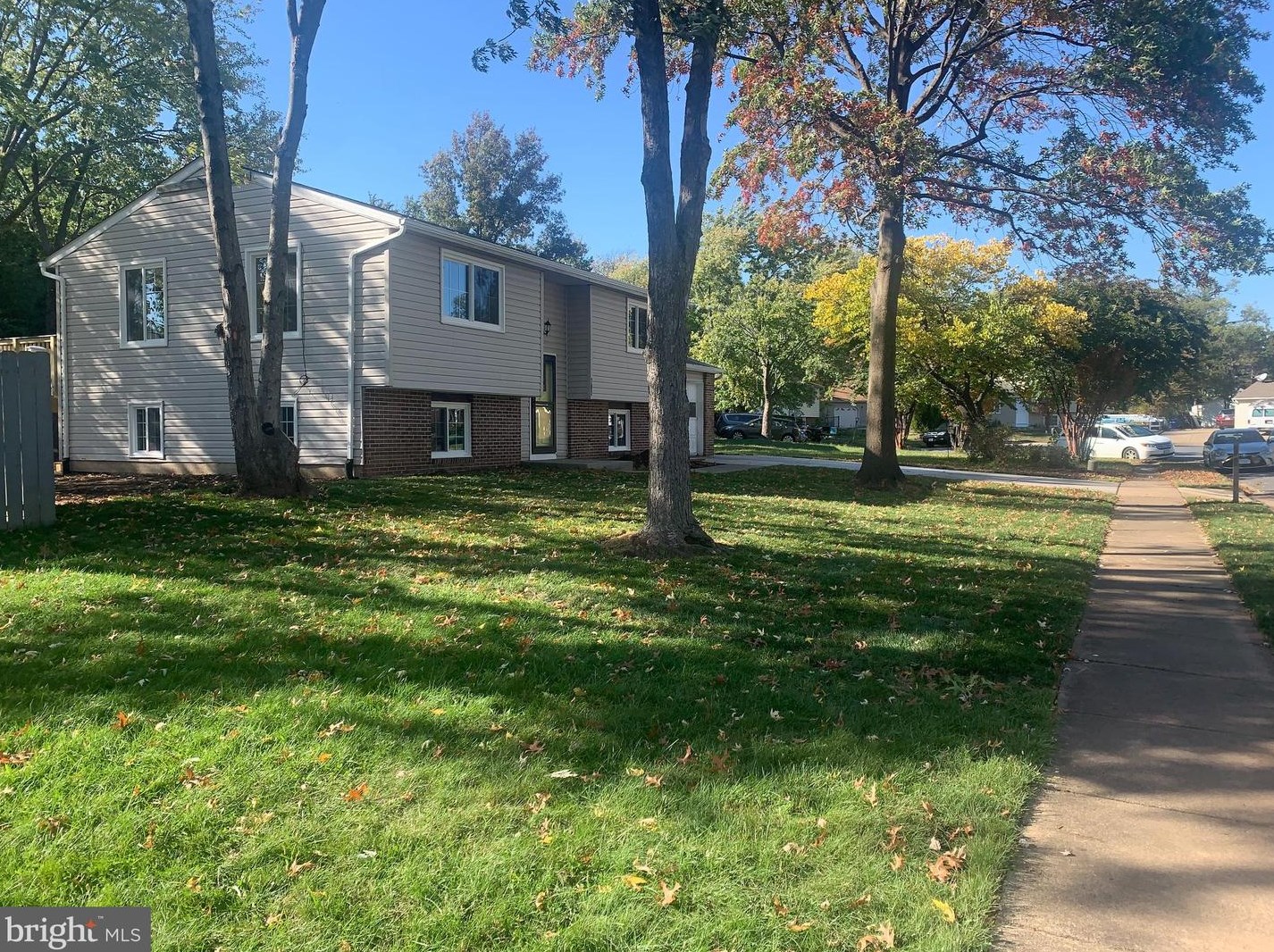 703 Morningside Ct, Herndon, VA 20170