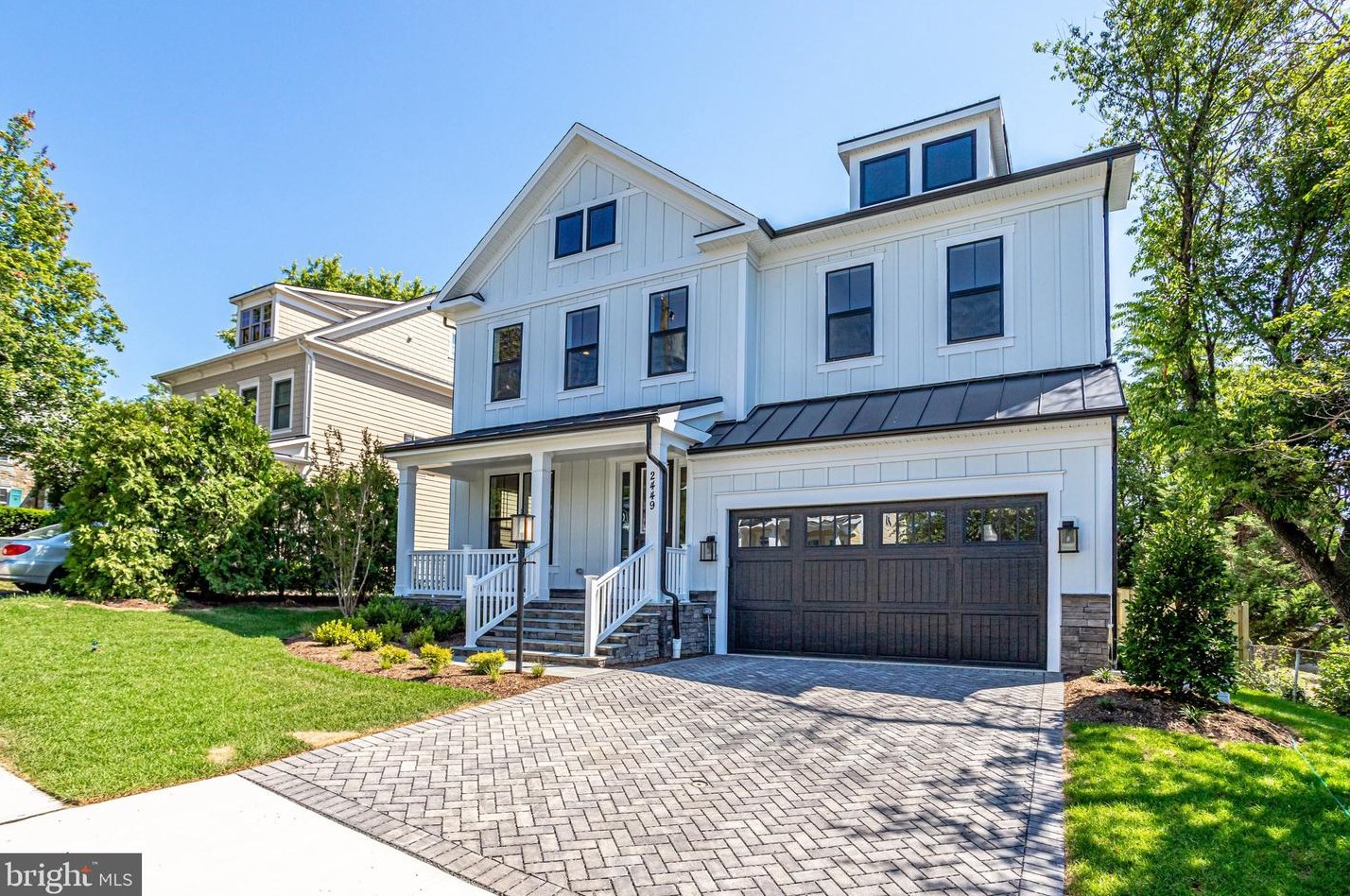 1110 Cottage St Sw, Vienna, VA 22180