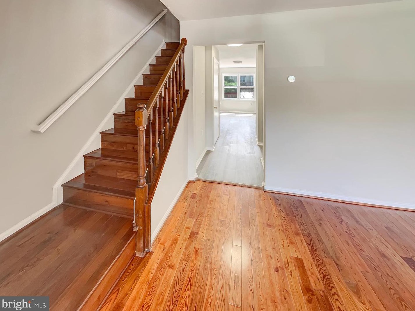 14513 Creek Branch Ct, Centreville, VA 20120