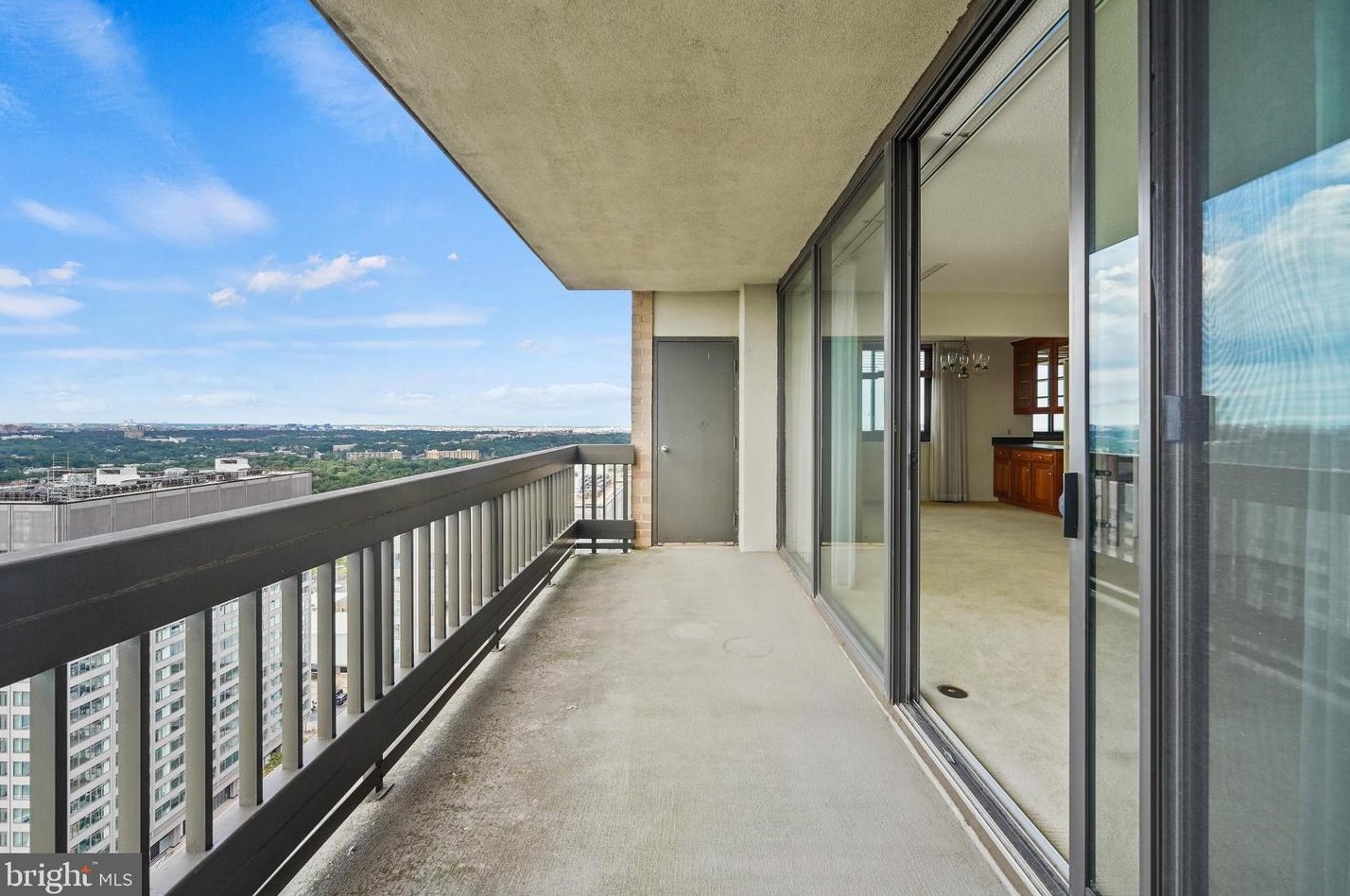 5505 Seminary Rd Apt 2605n, Falls Church, VA