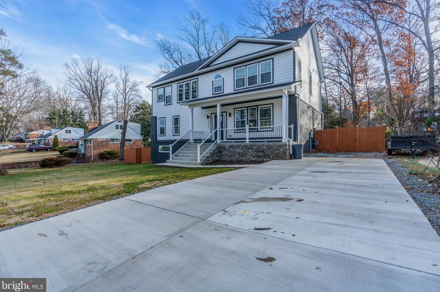 3901 Terrace Dr, Annandale, VA 22003