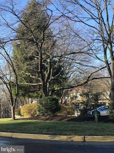 1615 Barnstead Dr, Herndon, VA 20194