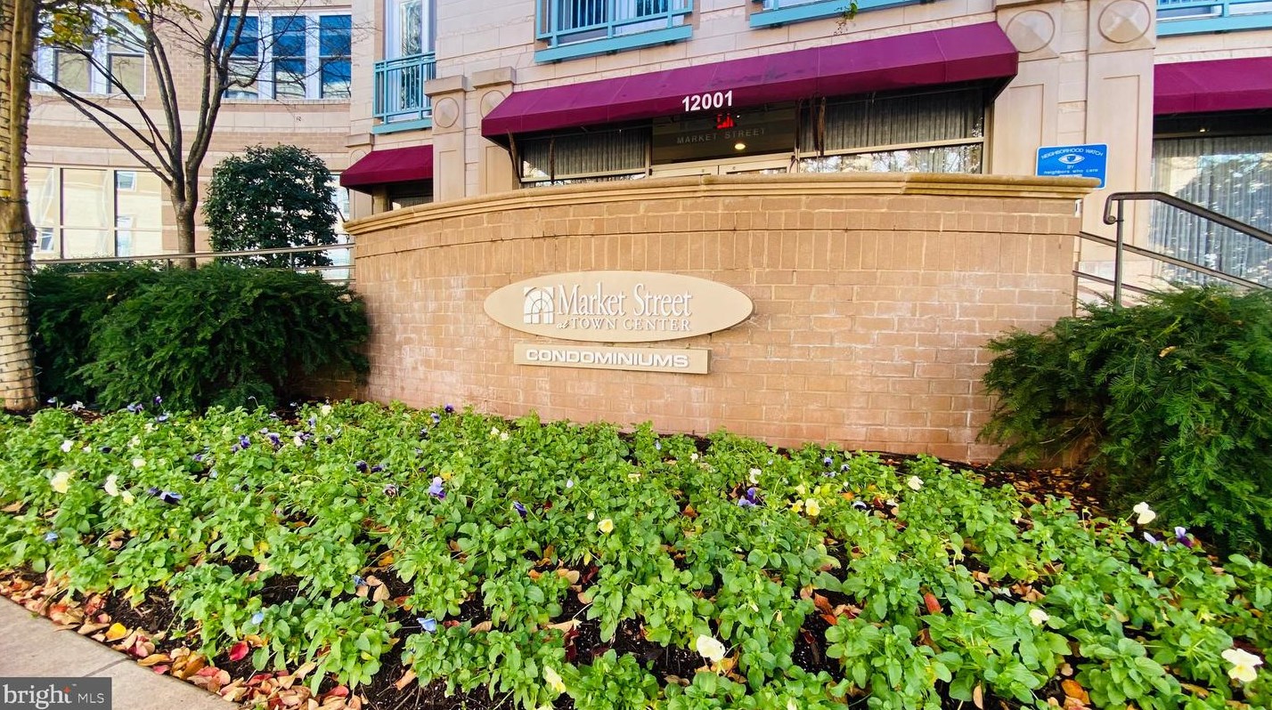 12001 Market St #280, Herndon, VA 20190