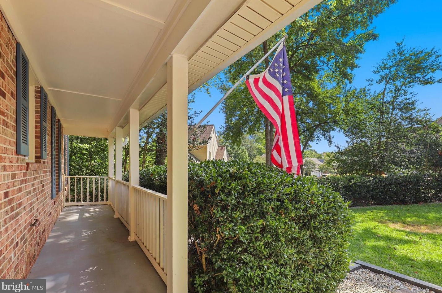 8036 Oak Hollow Ln, Fairfax, VA 22039-2627